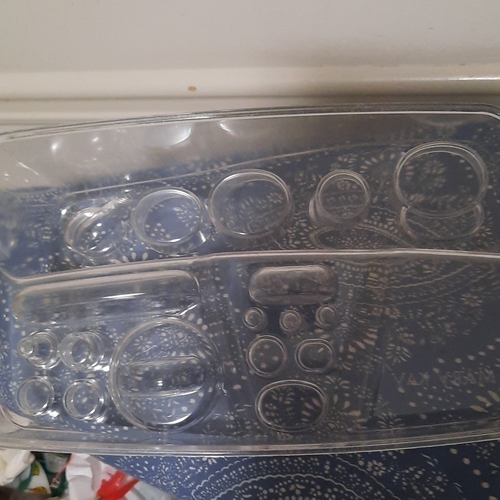 Mary Kay Acrylic Tray - Picture 2 of 6